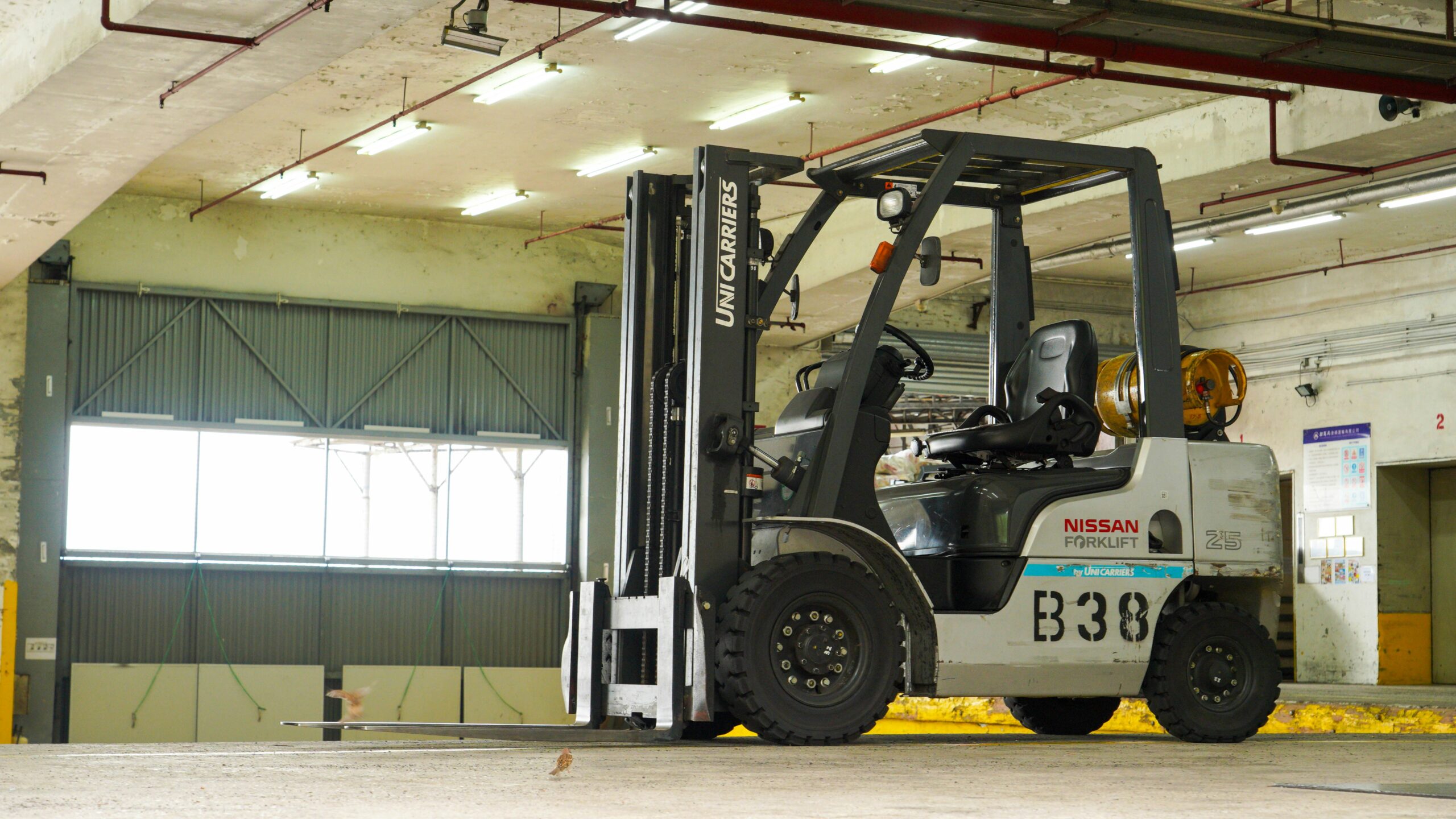 Effective Strategies for Selling Your Preowned Forklift Successfully